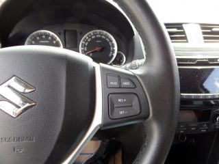 Suzuki Swift 1,2 DualJet 4WD Flash ALLRAD