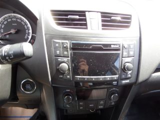 Suzuki Swift 1,2 DualJet 4WD Flash ALLRAD