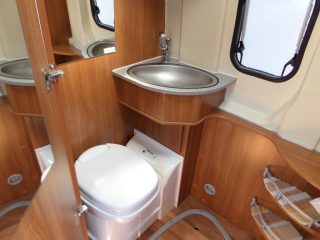 Pössl PÖSSL GLOBECAR FIAT DUCATO 2,3 120 PS