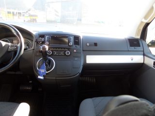 VW Multivan Comfortline 2,0 BMT BiTDI D-PF DSG